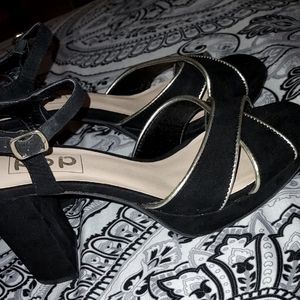 Pop womens delighted heels